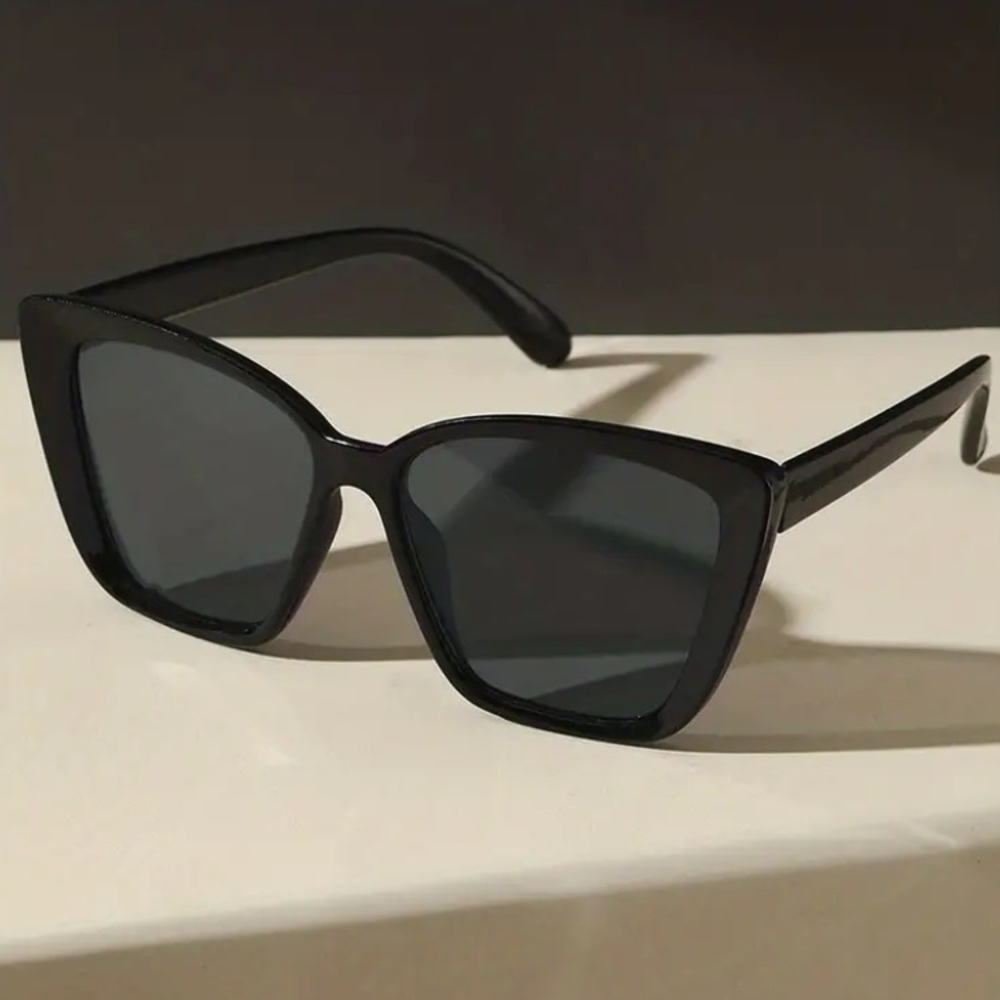 Luxe tortoiseshell cat eye sunglasses - Picture 6 of 11